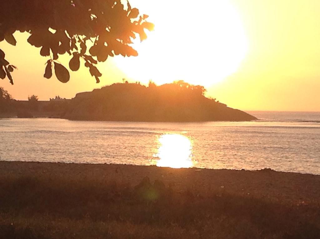 Апартаменти Quitinete -Tamoios - Cabo Frio Барра-ді-Сан-Жуан Екстер'єр фото